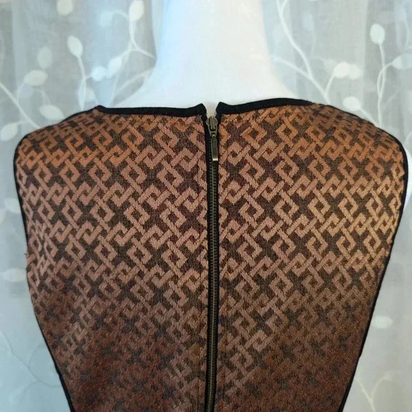 Nic & Zoe Sleeveless Black with Brownish Gold Design Dress, Size 8 - Picture 5 of 8
